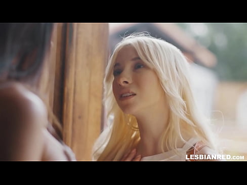 ❤️ Tüdruk tuleb paar kuud hiljem koju ja jõuab sööma oma kasuema tussu Kõva porno at et.rassadakubani.ru ☑